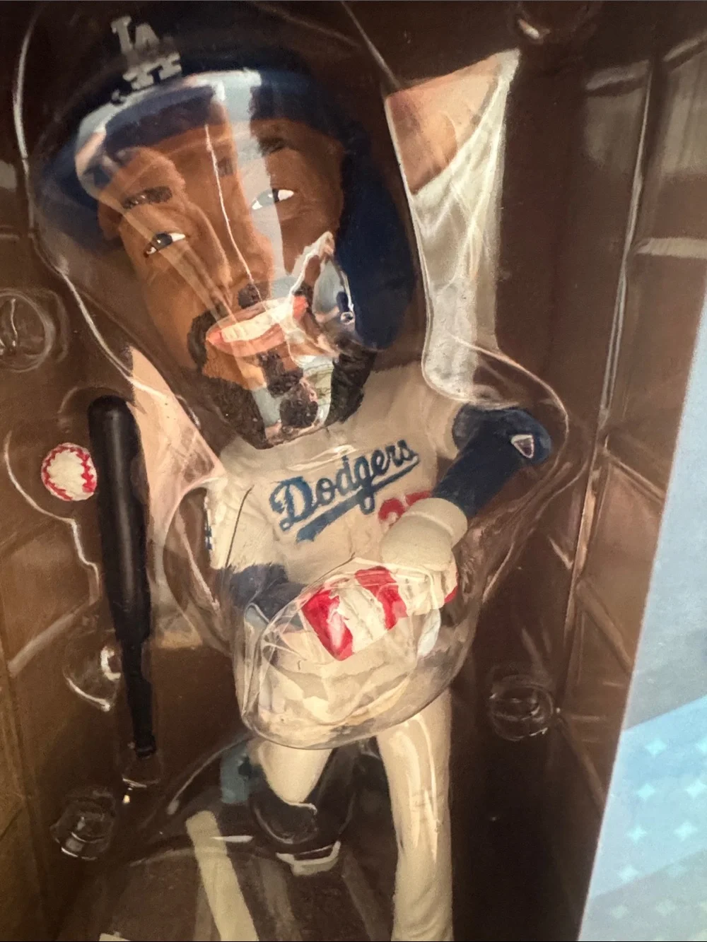MLB official teoscar